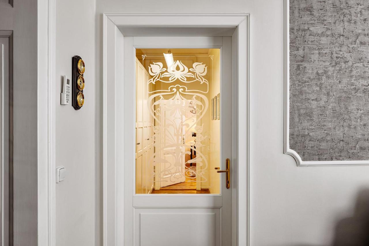 Pragueone Apartment,A/C,Terrace Zewnętrze zdjęcie