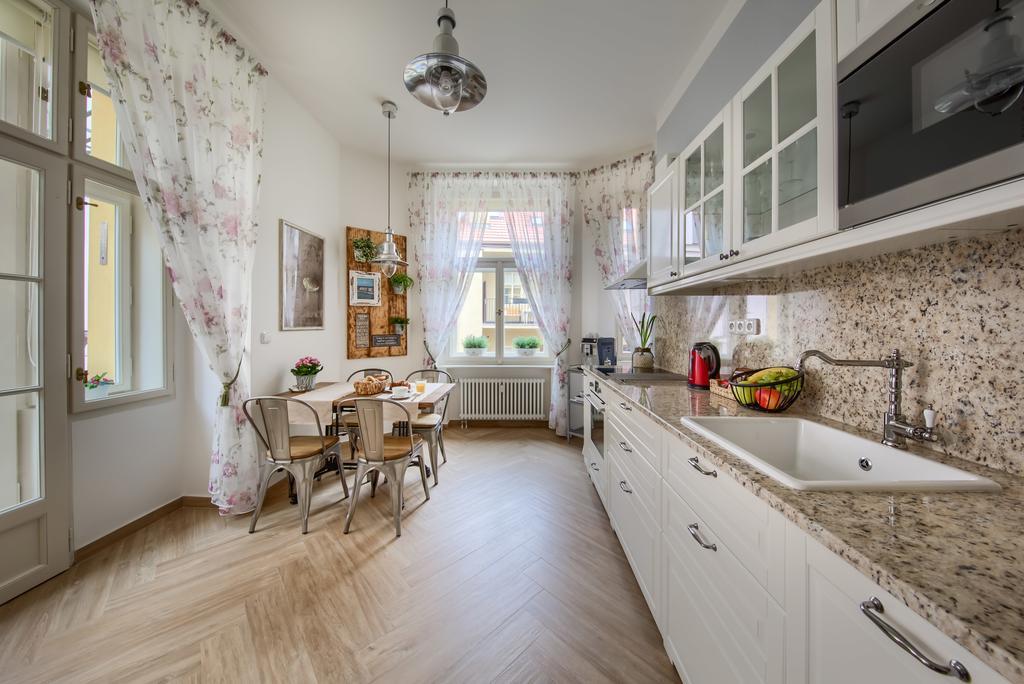 Pragueone Apartment,A/C,Terrace Zewnętrze zdjęcie